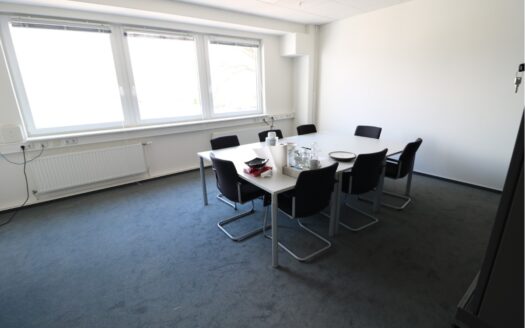 Bürofläche am Neuhöfer Kanal zu vermieten