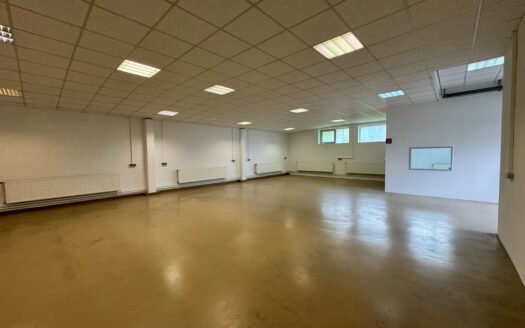 Lager / Halle / Ausstellungsfläche in Dreieich zu vermieten