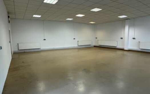 Lager / Halle / Ausstellungsfläche in Dreieich zu vermieten