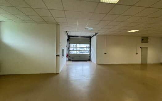 Lager / Halle / Ausstellungsfläche in Dreieich zu vermieten