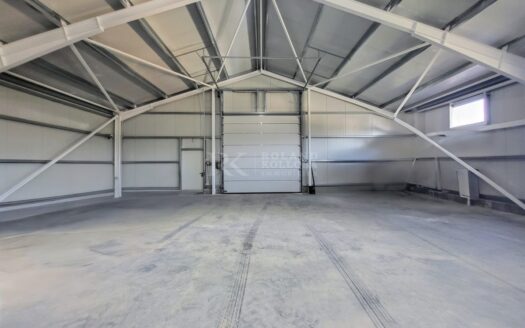 Moderne Neubauhalle in Fiefbergen zu vermieten