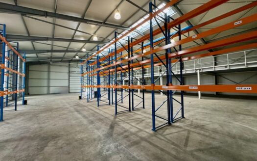 754m2 Halle / Produktion / Lager in Roßdorf zu vermieten