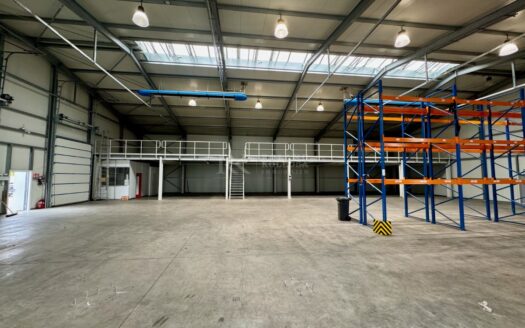 754m2 Halle / Produktion / Lager in Roßdorf zu vermieten