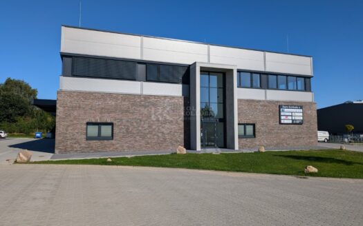 Repräsentativer Firmensitz – Halle/Lager + Büro
