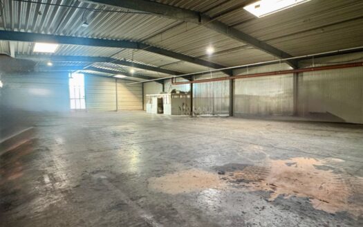 ca. 1560 m² Produktion / Lager / Werkstatt in Ramstein zu vermieten